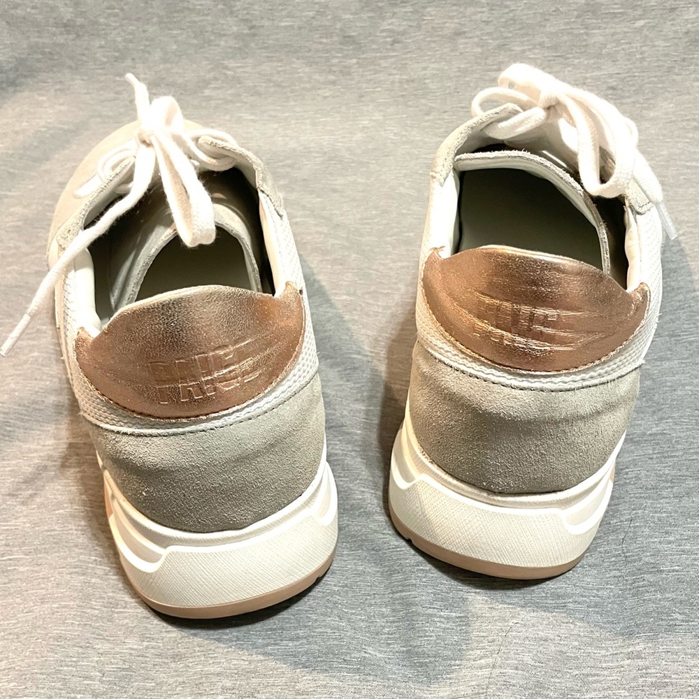 PAIGE Mila Runner Sneakers Grey Suede Leather Platform Trainer Size 8.5 - Picture 8 of 11